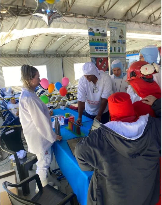 Troca de experiências nos estandes